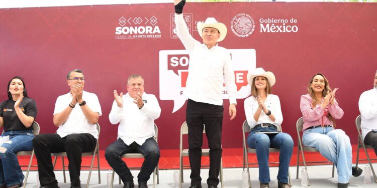 Lleva Gobernador Durazo becas, obras y servicios gratuitos a miles de familias de la sierra sonorense